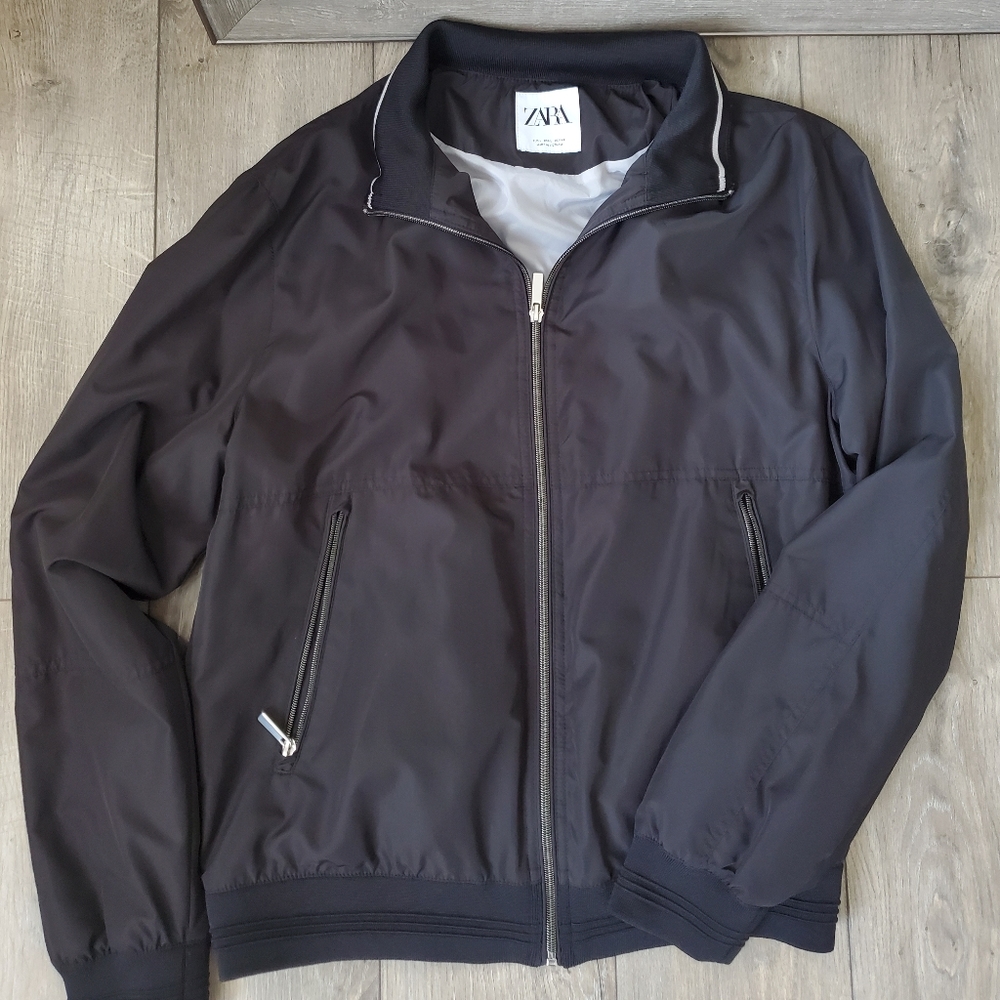 Zara windbreaker jacket